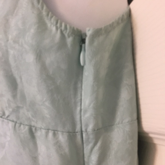 New York & Company silk and lace top - Picture 3 of 4